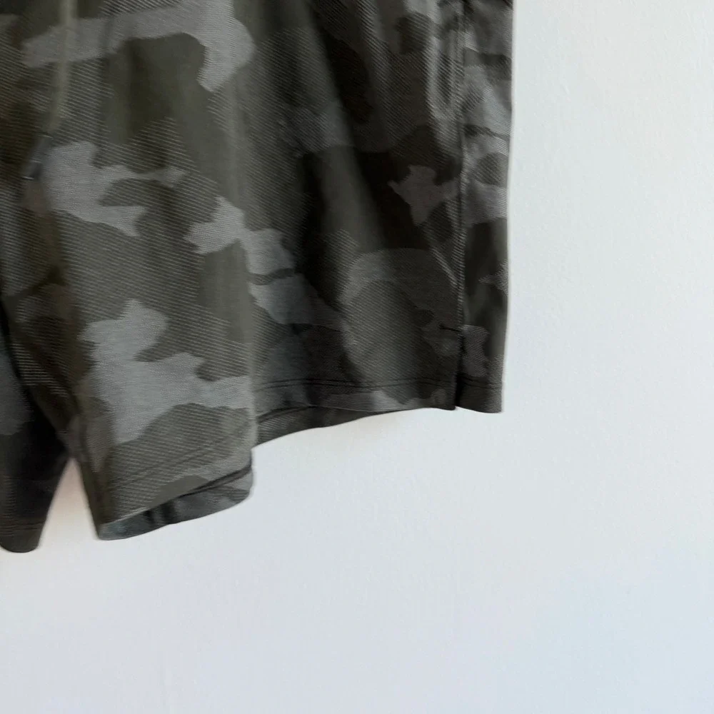 Lululemon T.H.E. Linerless 7" Variegated Mesh Camo Max‎ Dark Size XL - Picture 8 of 10
